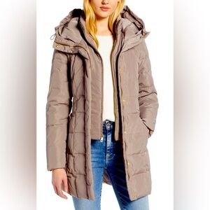 Cole Haan Signature Cole Haan Hooded Down & Feather Jacket
CASHEW, Size Small